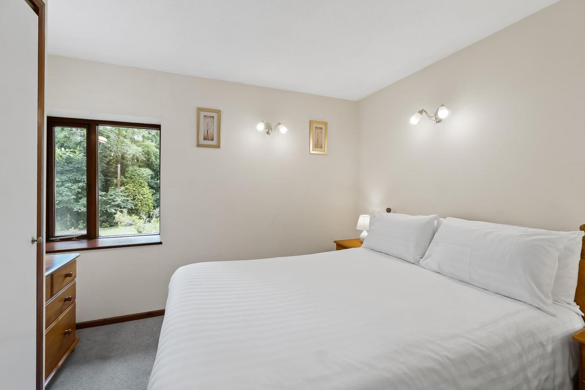 Crylla Valley Cottages - Access To Pool, Gym, Spa And More سالتاش الغرفة الصورة